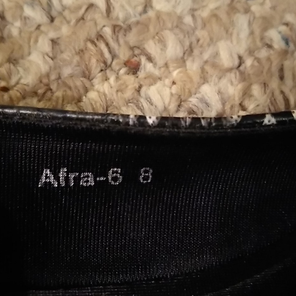 Afra-6 snake embossed flats - Picture 6 of 6